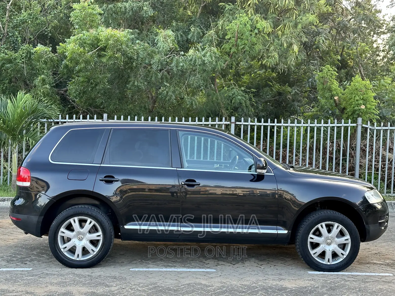 Volkswagen Touareg 2004 Black