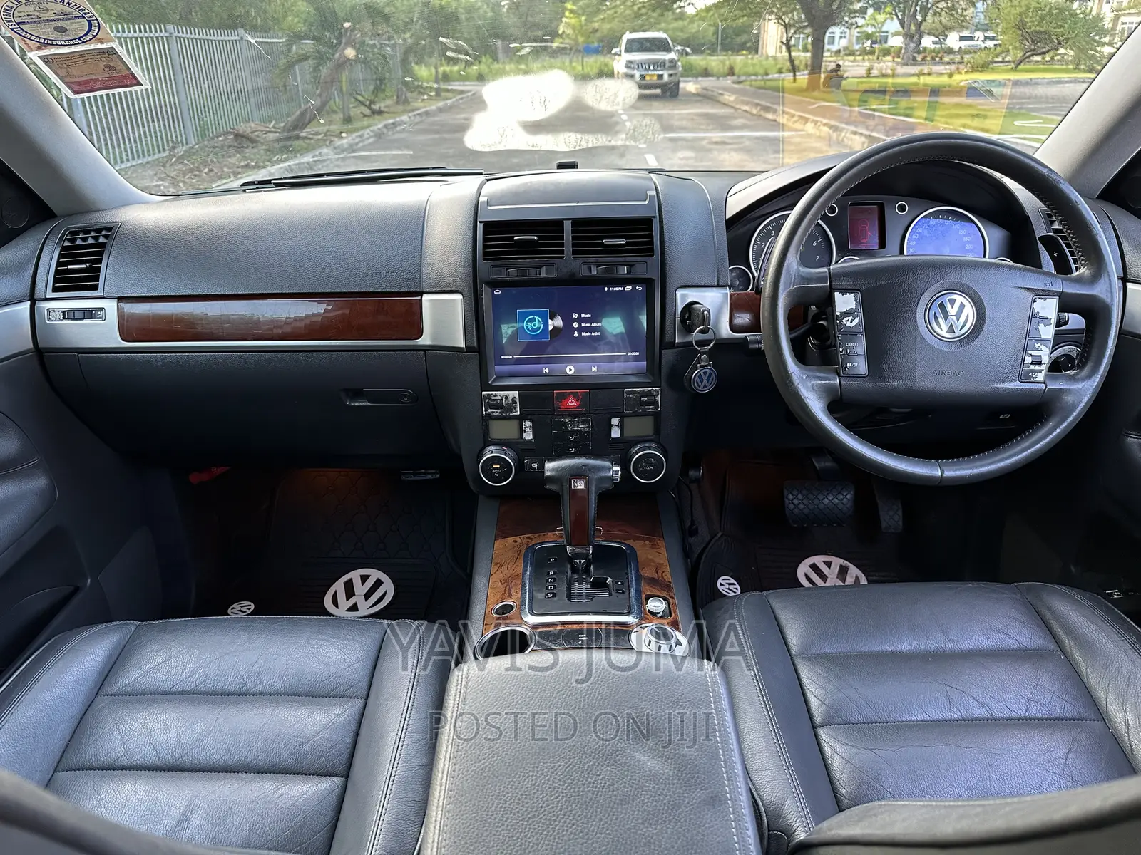 Volkswagen Touareg 2004 Black