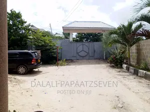 2bdrm Apartment in Dalalipapaatzseven, Kinondoni for rent