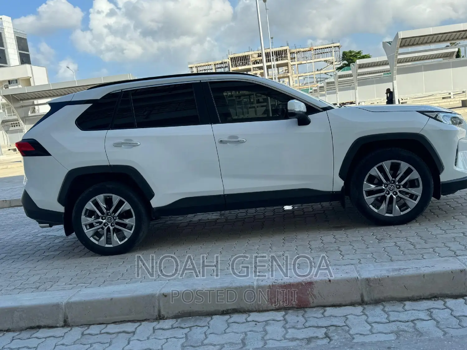 Toyota RAV4 Adventure 2019 White