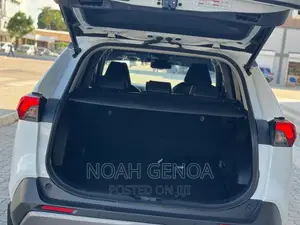Toyota RAV4 Adventure 2019 White