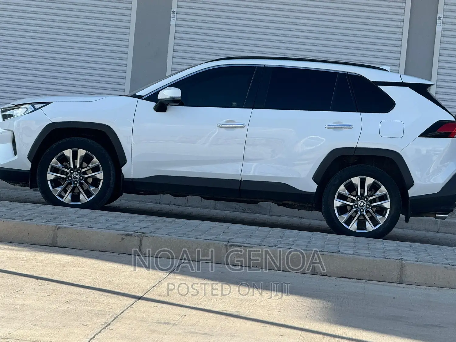Toyota RAV4 Adventure 2019 White