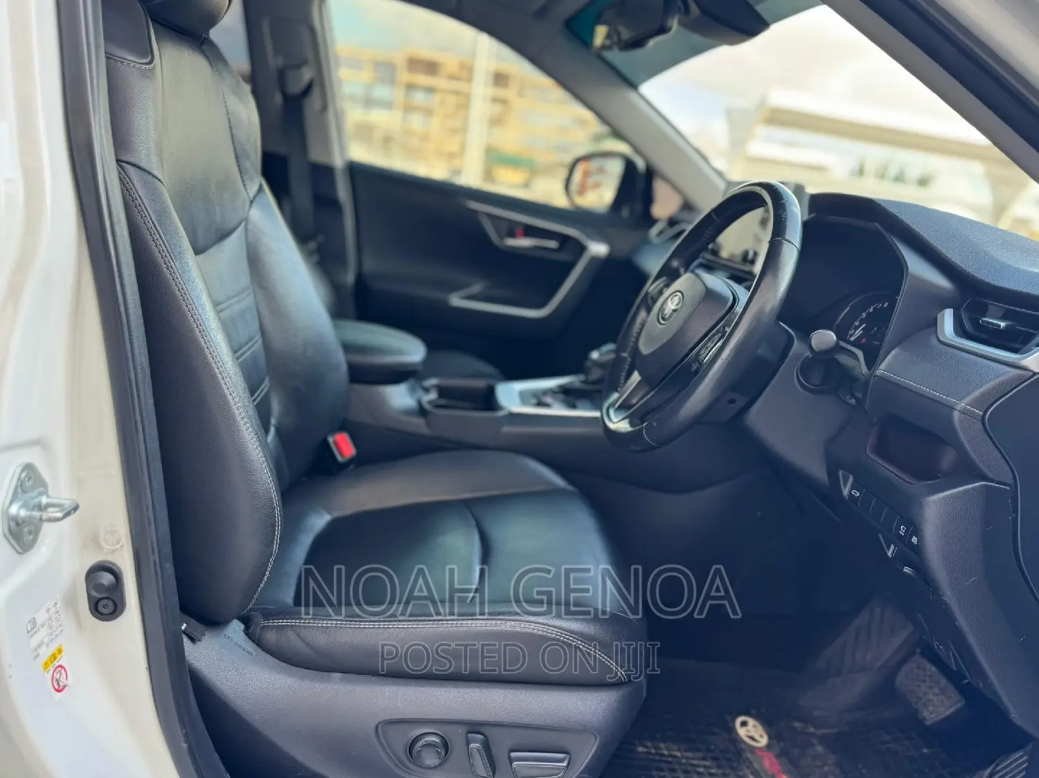 Toyota RAV4 Adventure 2019 White