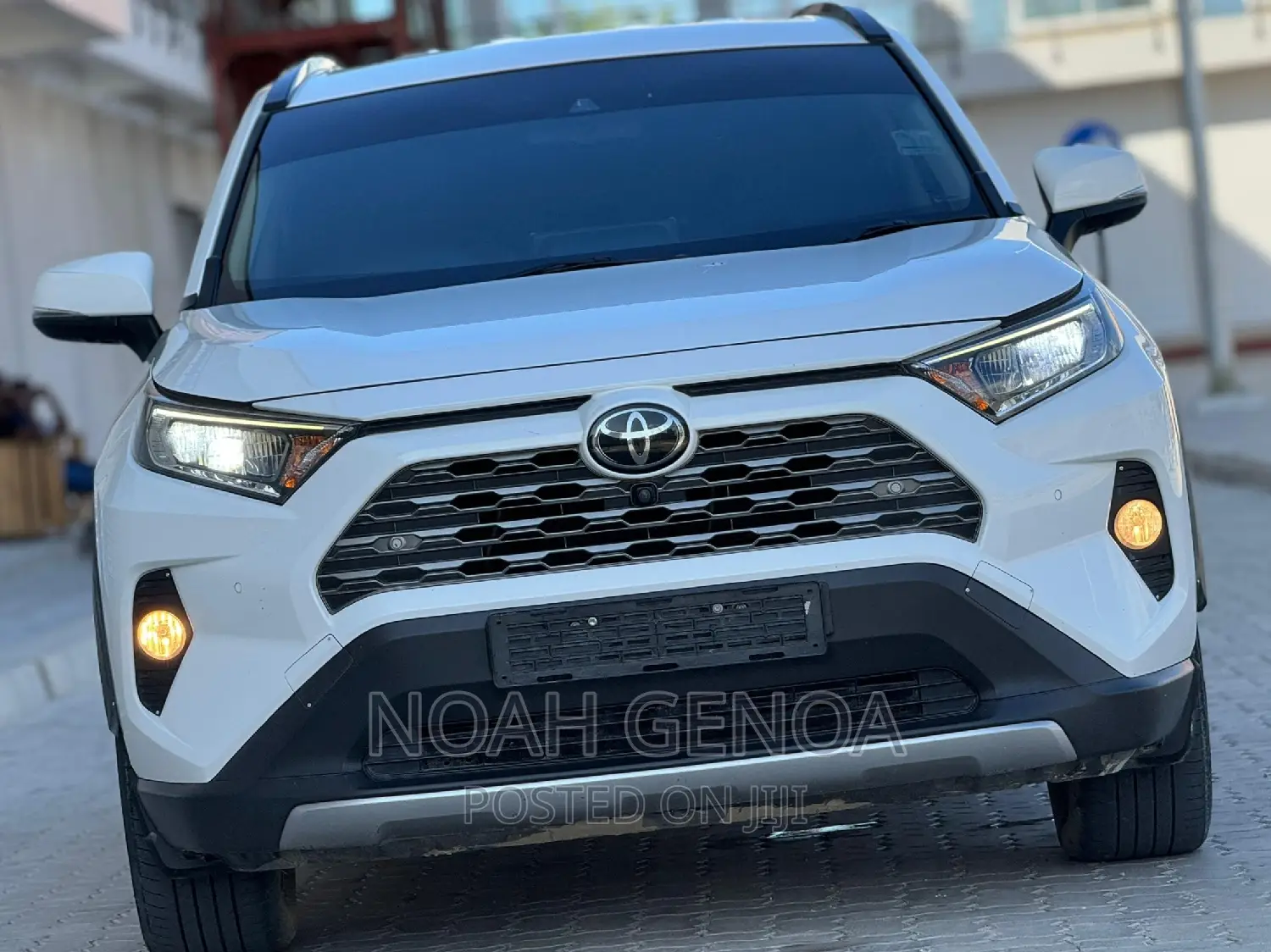 Toyota RAV4 Adventure 2019 White