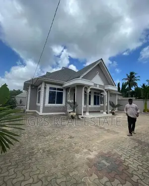 3bdrm House in Tegeta Wazo, Kinondoni for sale
