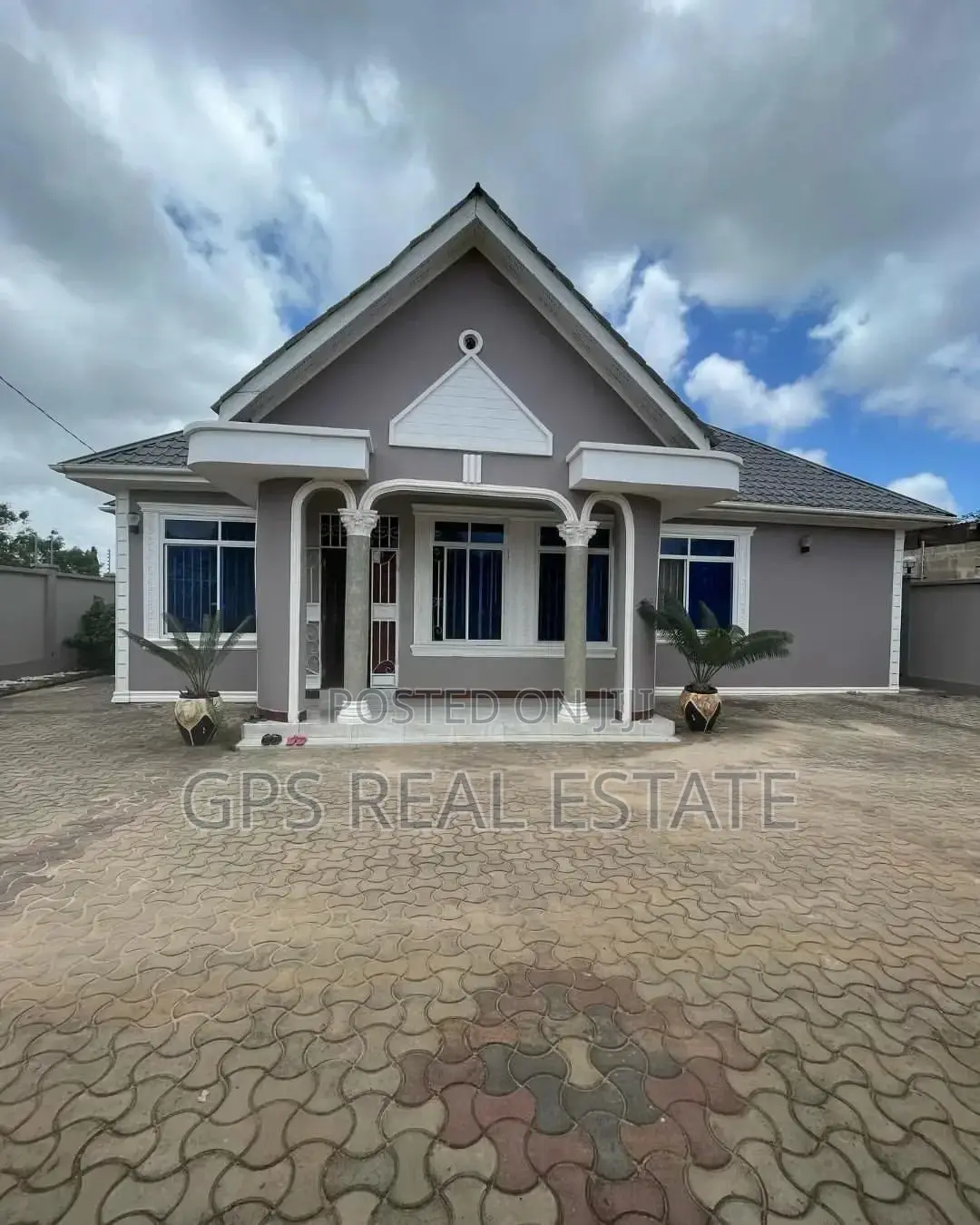 3bdrm House in Tegeta Wazo, Kinondoni for sale