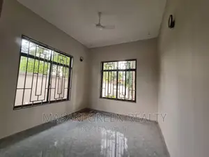 7bdrm Maisonette in Upanga Street, Kinondoni for sale