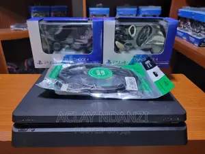 Playstation 4 Slim
