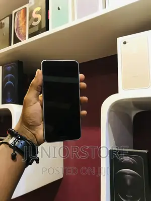Sharp Sense 3 Plus 128 GB Silver