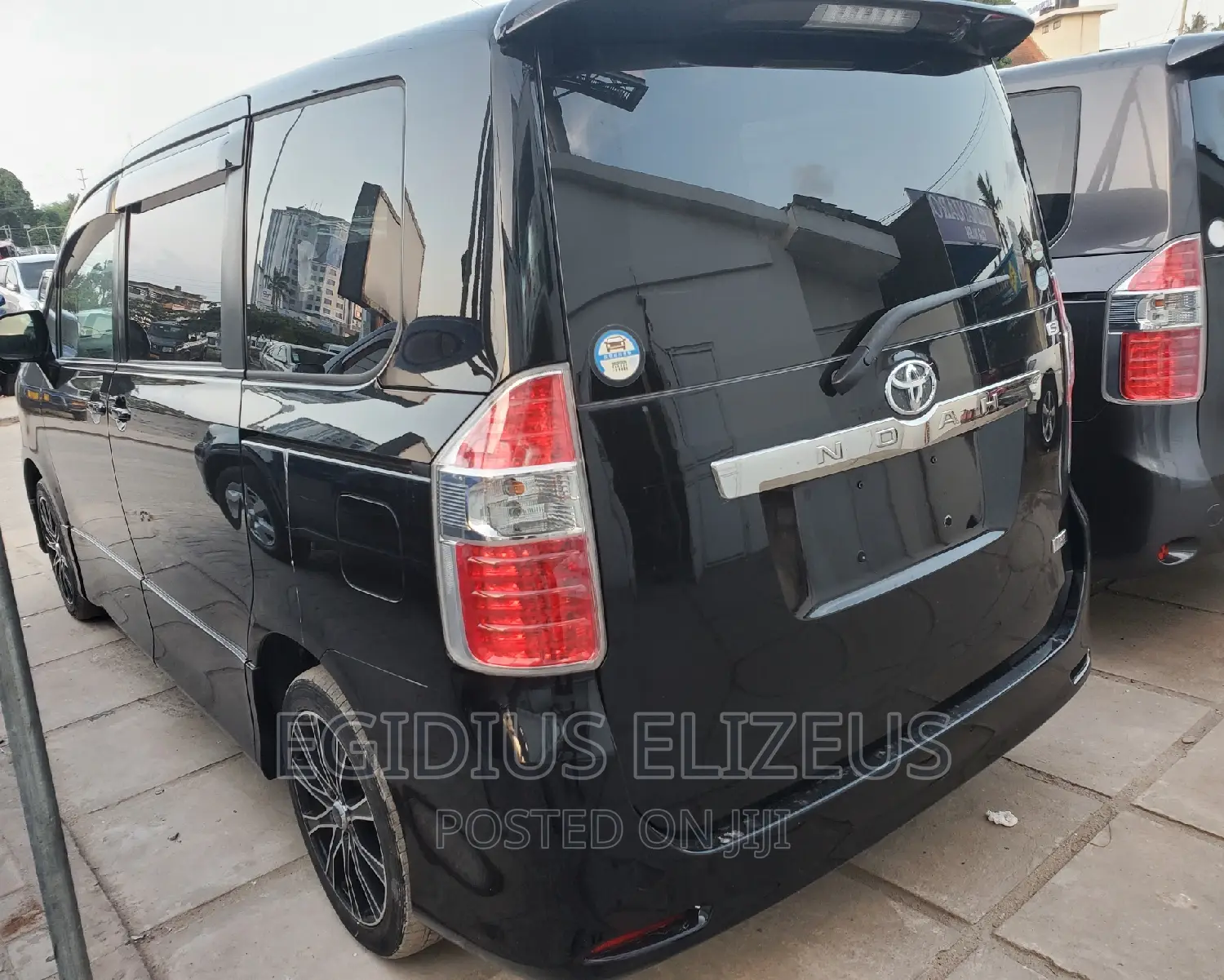Toyota Noah 2005 Black