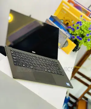 Laptop Dell XPS 13 8GB Intel Core I7 SSHD (Hybrid) 256GB