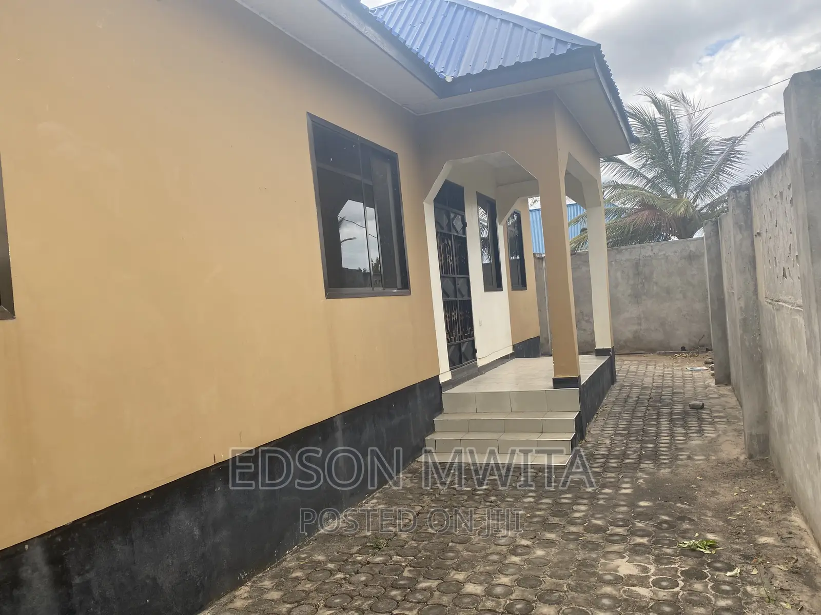 3bdrm House in Chamazi for sale