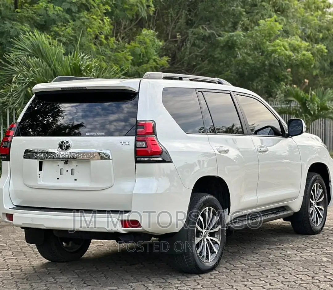 Toyota Land Cruiser Prado 2.7 2020 Pearl