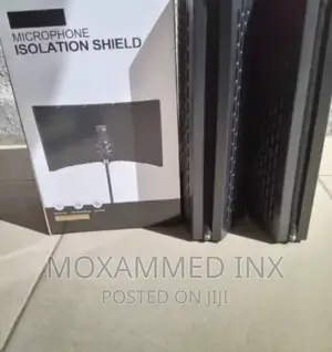 Microphone Isolation Shield