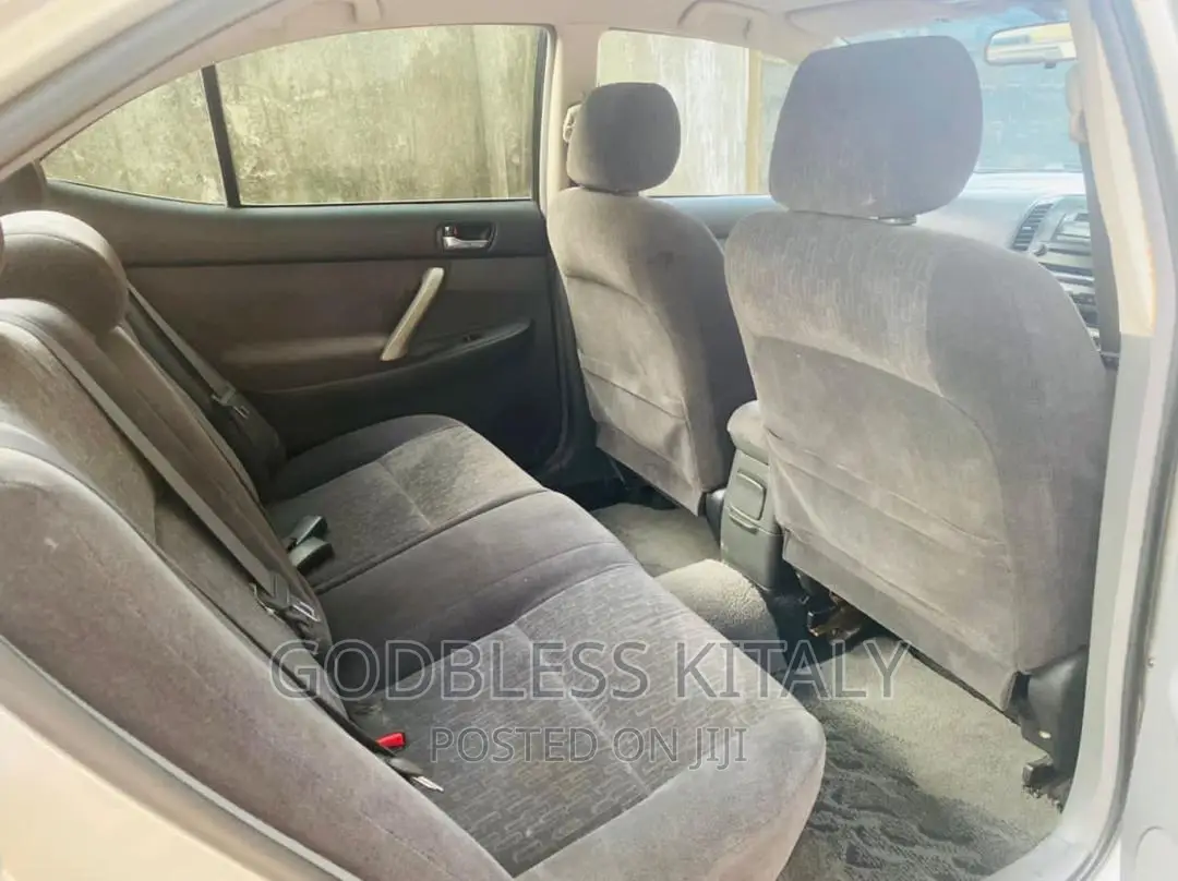 Toyota Allion 2004 Silver