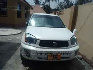 Toyota RAV4 2.0 D-4D 4x4 2007 White