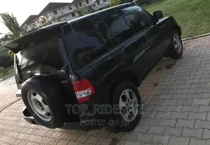 Mitsubishi Pajero IO 1999 Black