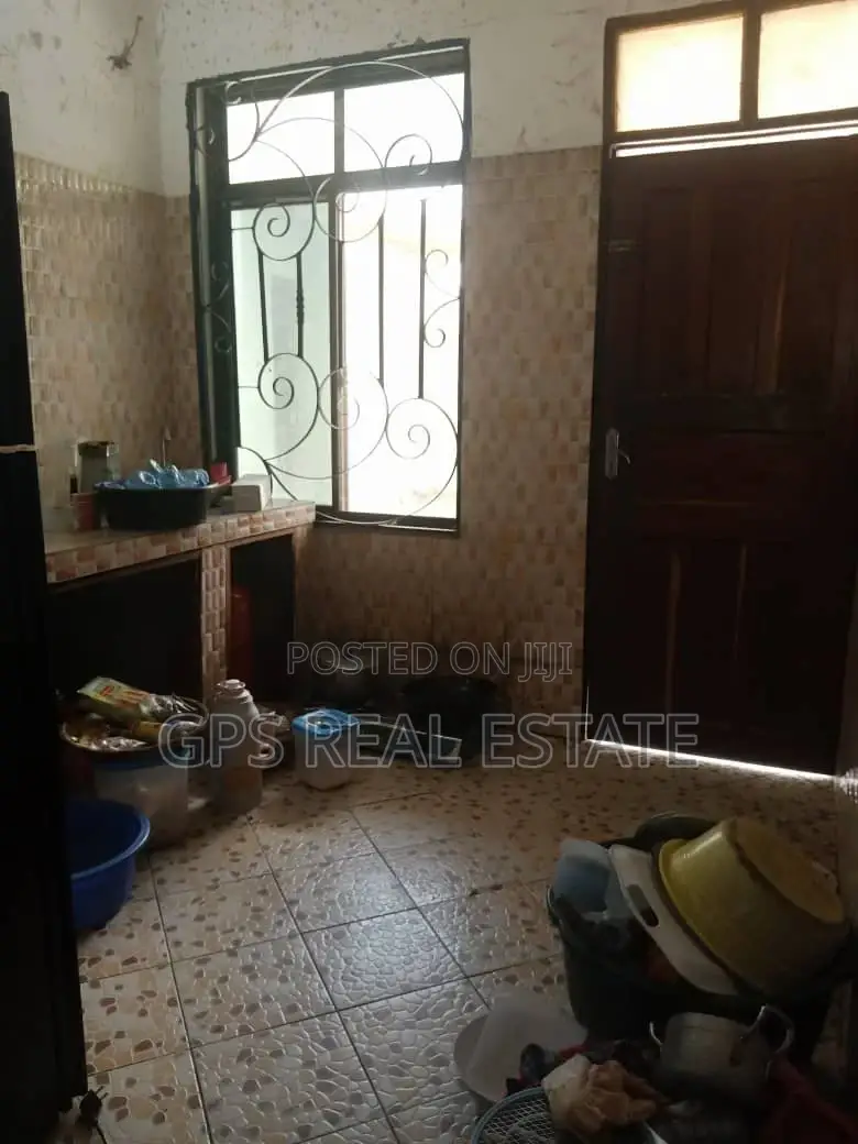 3bdrm House in Majohe Chuo Cha Rada, Ilala for sale
