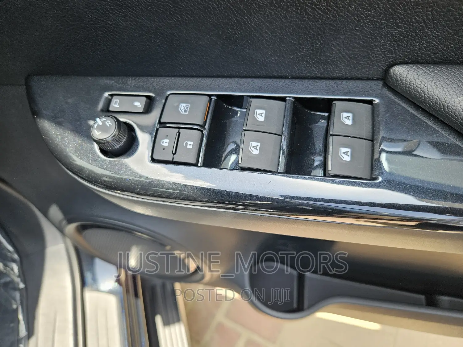 Toyota Hilux 2023 Black