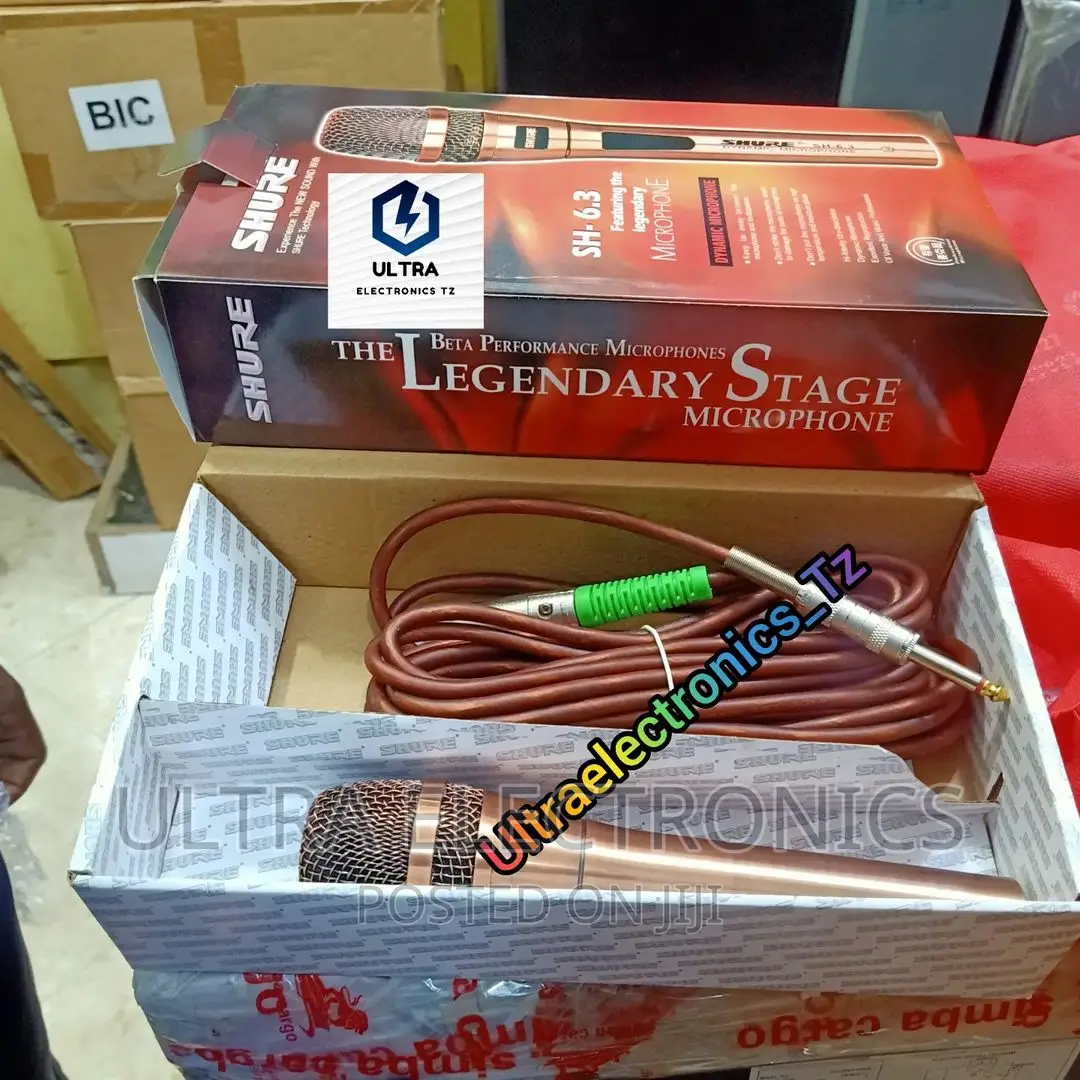 SHURE Powerful Dynamic Wired Microphone 