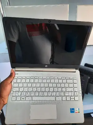 New Laptop HP 14-dq1088wm 8GB Intel Core i5 SSD 512GB