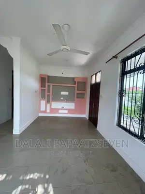 3bdrm House in Dalalipapaatzseven, Kinondoni for rent