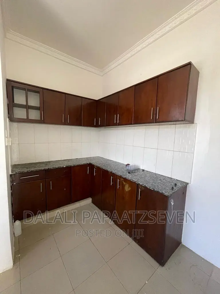 3bdrm House in Dalalipapaatzseven, Kinondoni for rent
