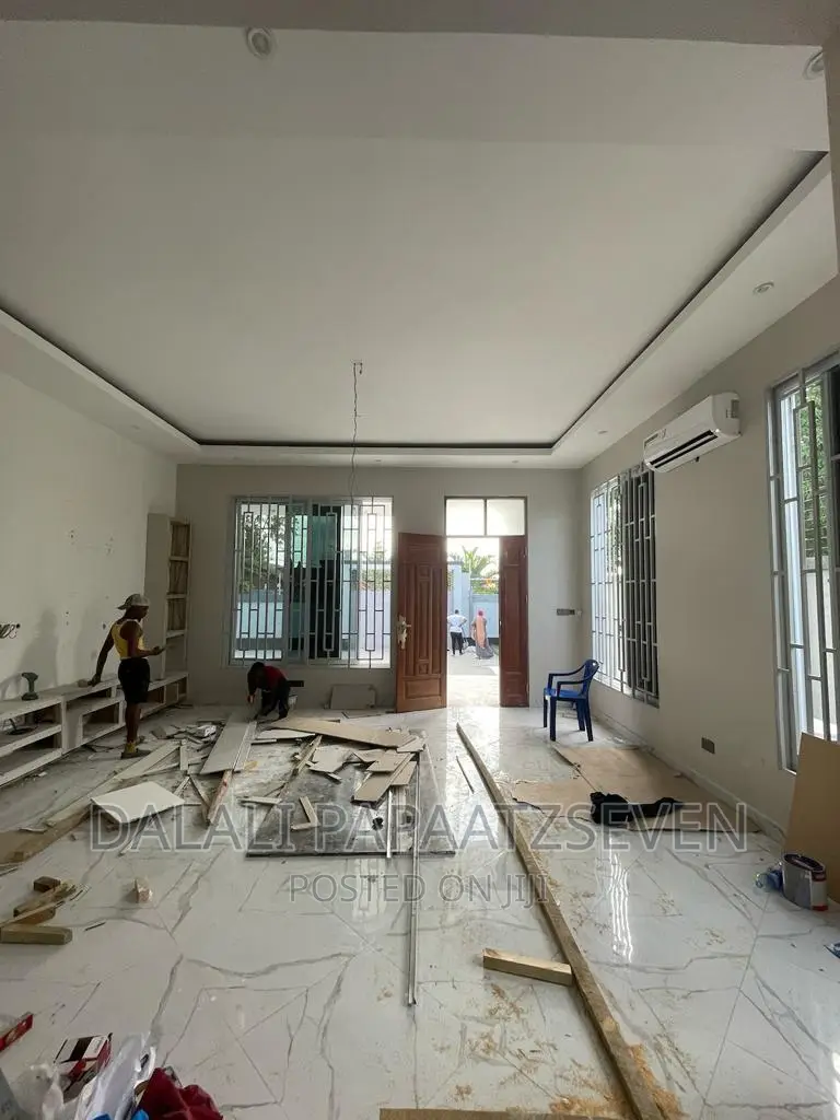 3bdrm House in Dalalipapaatzseven, Bunju for rent