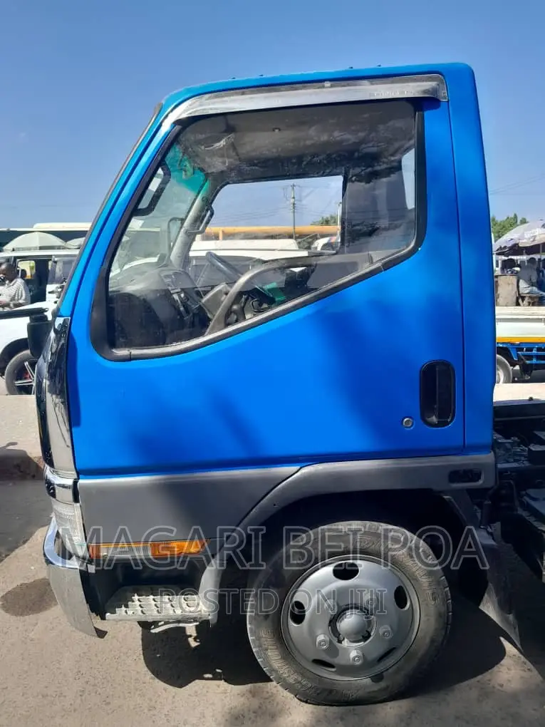 Canter Tipper Tani Mbili