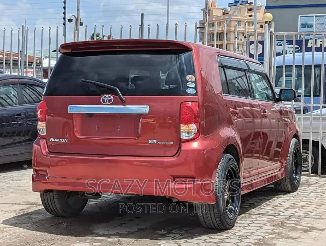 Toyota Corolla Rumion 2009