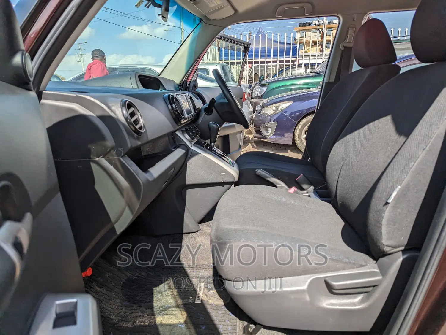 Toyota Corolla Rumion 2011