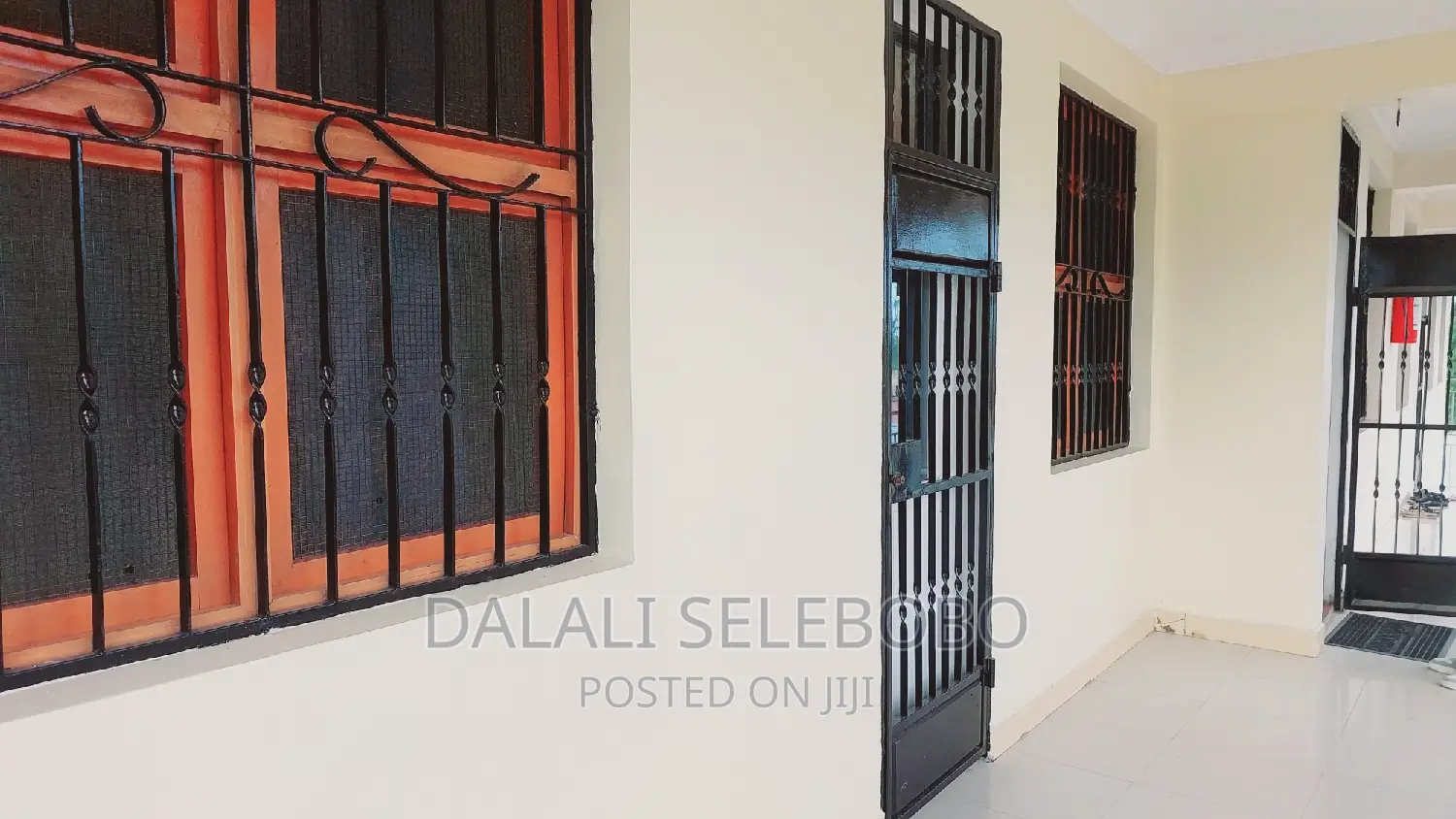 2bdrm Bungalow in Kimara Coner for rent