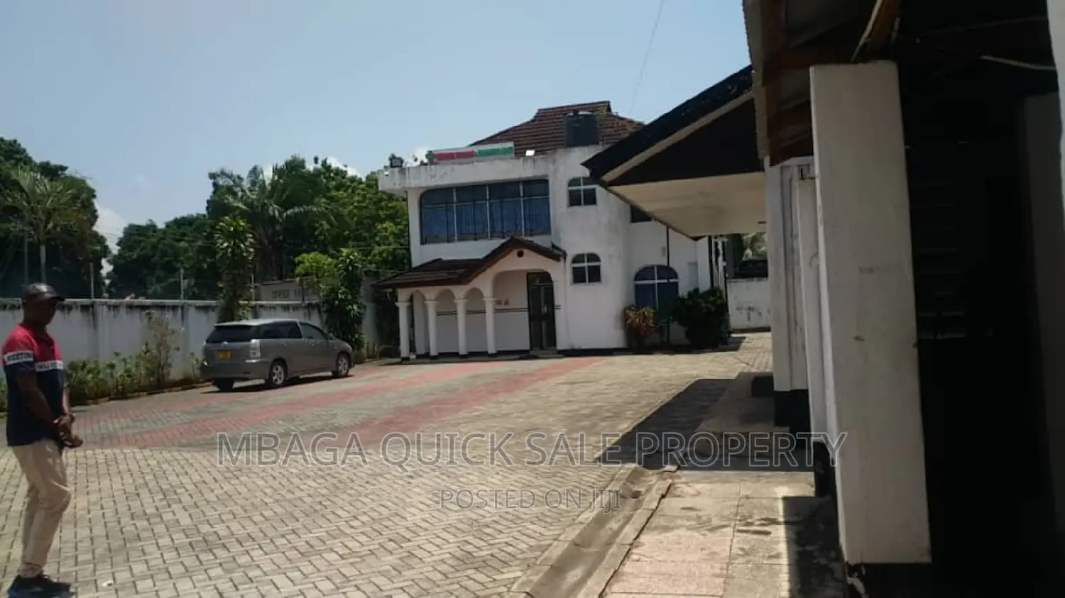 12bdrm Apartment in Mikocheni for rent