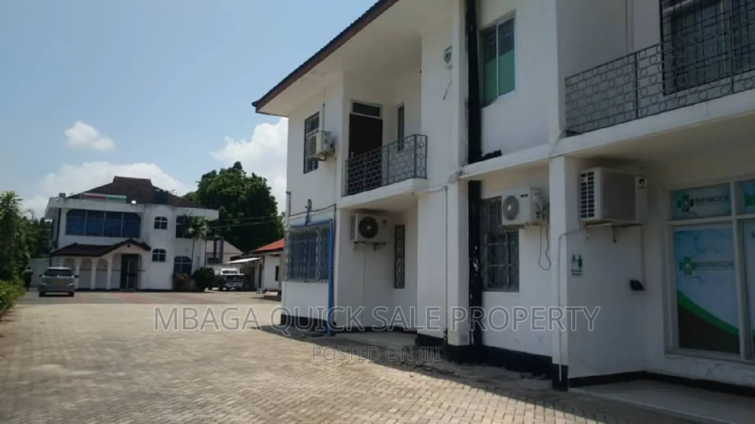 12bdrm Apartment in Mikocheni for rent