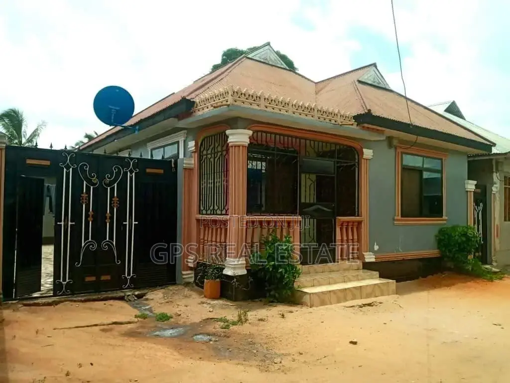 3bdrm House in Chamazi Saku, Temeke for sale