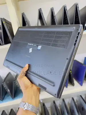 Laptop Dell Precision 7530 16GB Intel Core I7 SSD 640GB