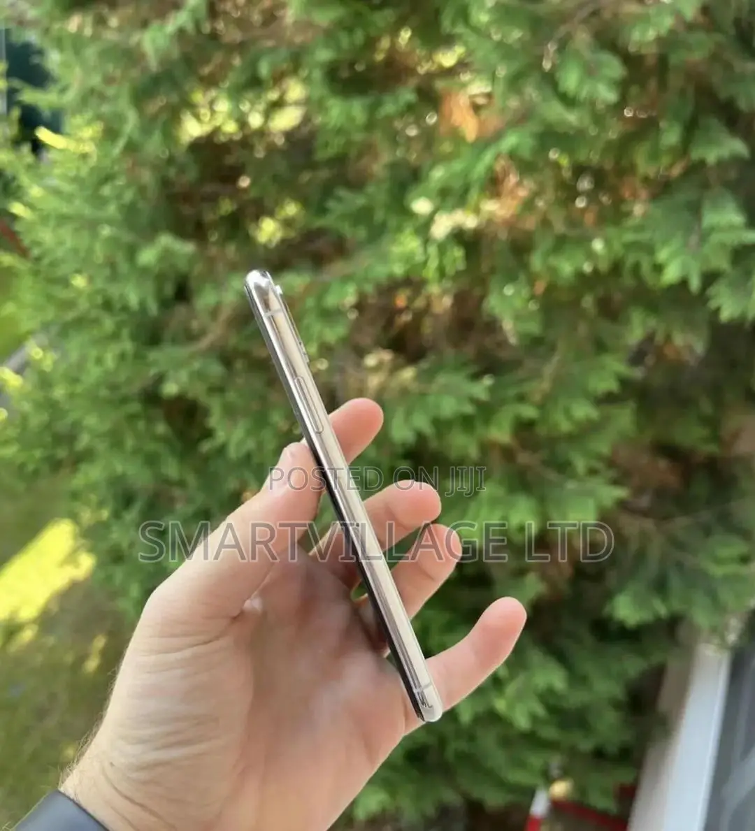 Apple iPhone X 64 GB White