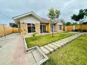 3bdrm House in Mwenge, Sinza for rent