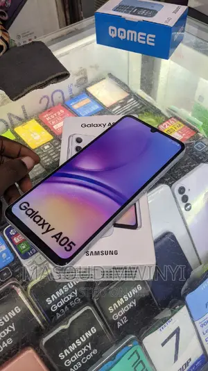 New Samsung Galaxy A05 128 GB White