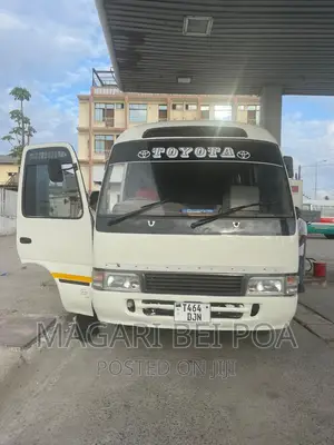Toyota Coaster 2004 White