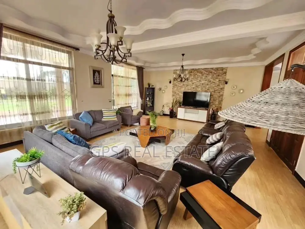 7bdrm House in Kibada, Kigamboni for sale