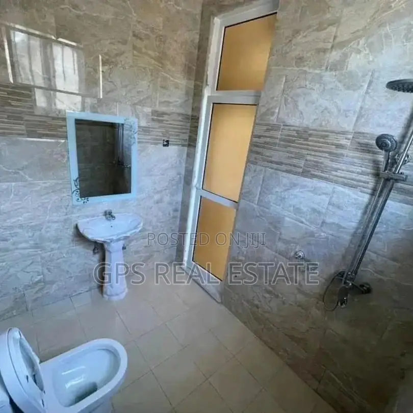 3bdrm House in Tegeta Wazo Kontena, Kinondoni for sale
