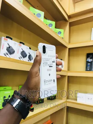 Sharp Aquos R3 128 GB White