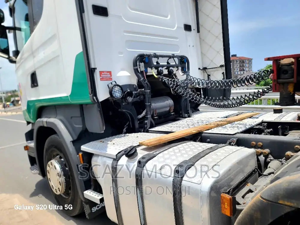 Scania R440