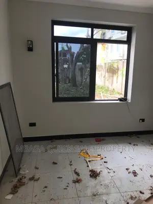 8bdrm House in Mikocheni for rent