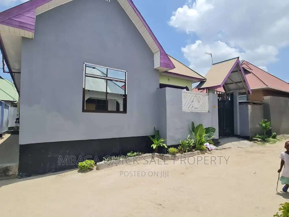 4bdrm House in Chamanzi, Mbagala for sale