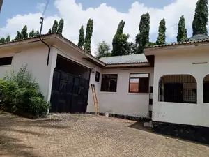 5bdrm Apartment in Upanga for sale