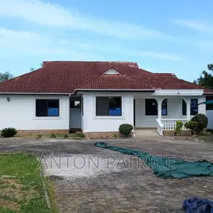 Furnished 4bdrm Apartment in Bahari Beach, Kinondoni for rent
