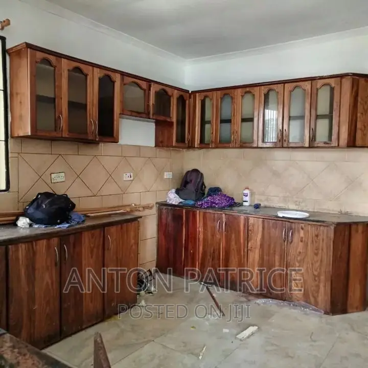 Furnished 4bdrm Apartment in Bahari Beach, Kinondoni for rent