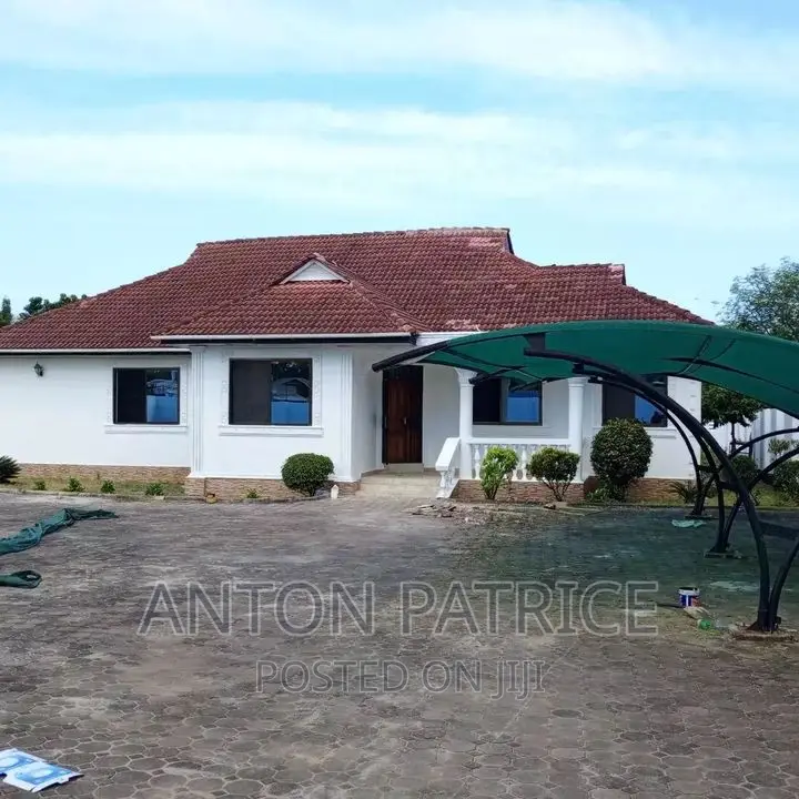 Furnished 4bdrm Apartment in Bahari Beach, Kinondoni for rent